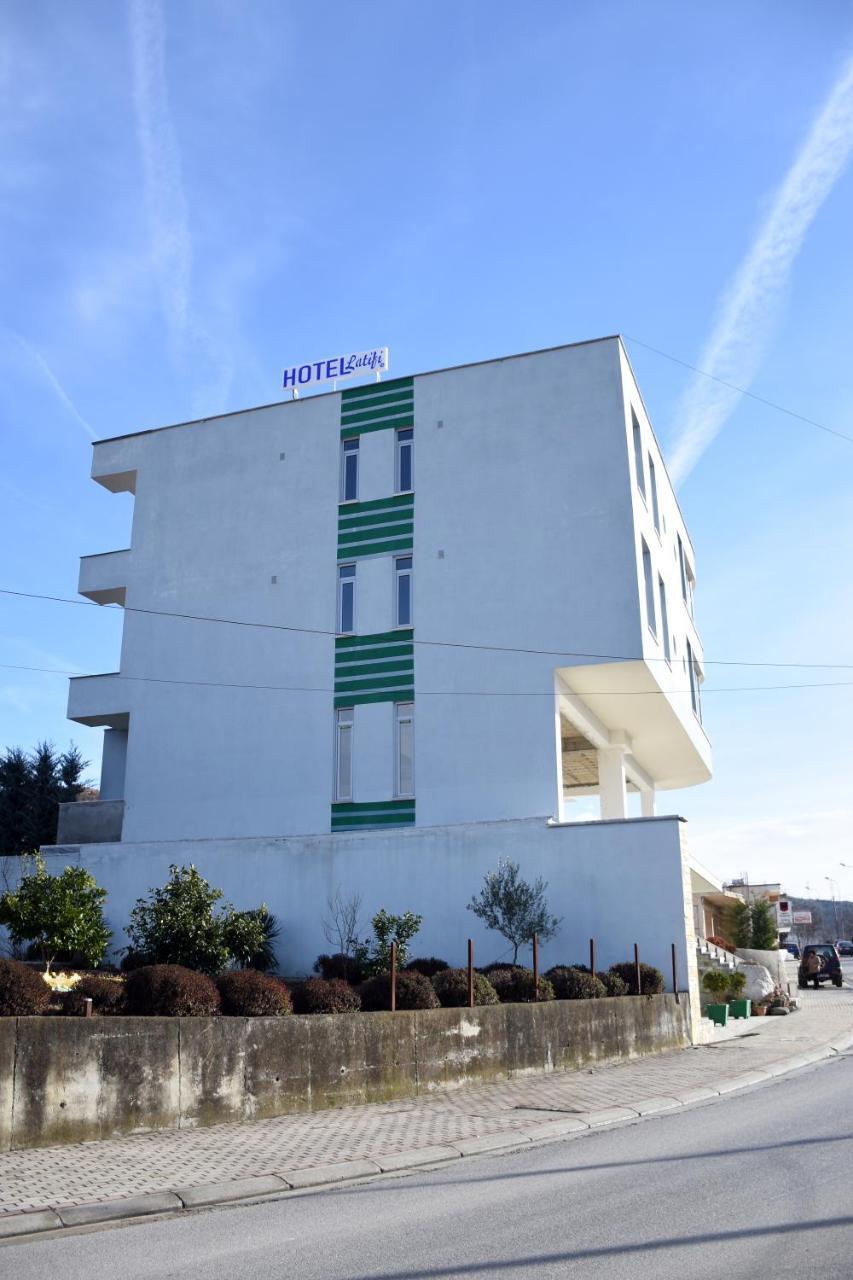 Hotel Latifi Gramsh Екстер'єр фото